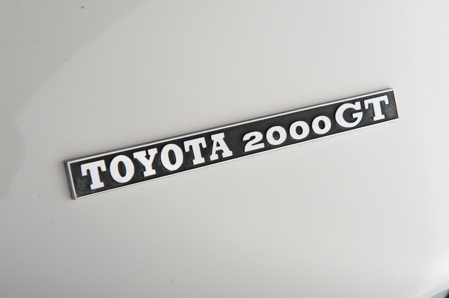  Toyota 2000GT Targa 1967 года  (фото 11 из 15)